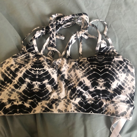 Victoria Secret Sports Bra - Picture 1 of 3